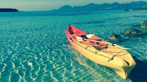 kayak-evasion-location-cannes-antibes-nice-monaco-rent-ilesdelerins